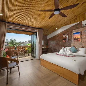  Bed & Breakfast Golden Bamboo An Bang &